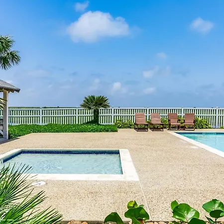 Villa Family Tides